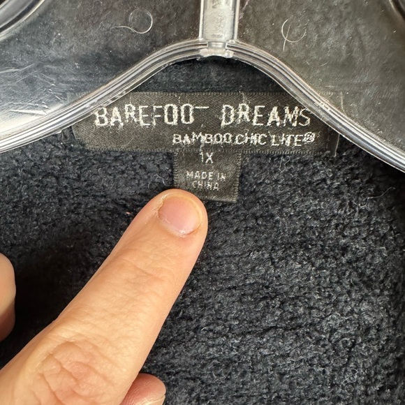 Barefoot Dreams Bamboo Chic Black Wrap Size 1X - Picture 2 of 3